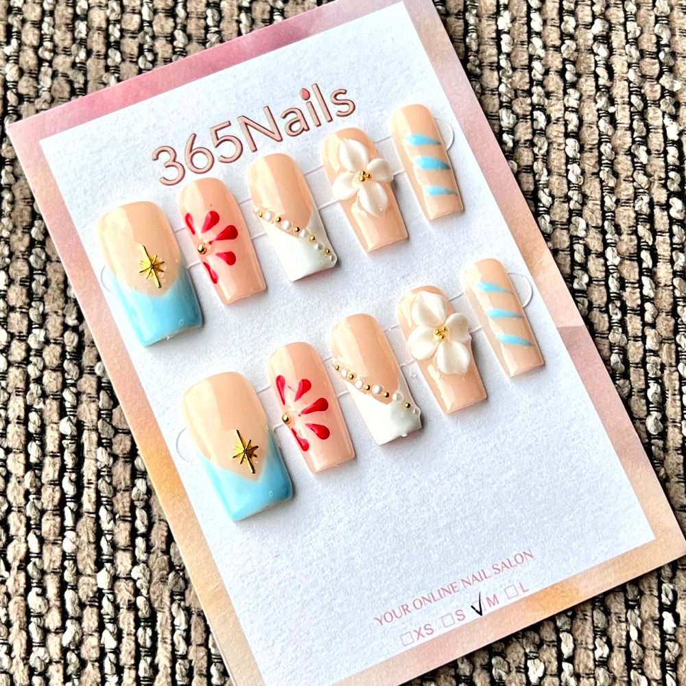 « French nude et bleu floral avec perle » — vente en gros — faux ongles ultra-doux, ajustement flexible, faits main (MOQ=100)