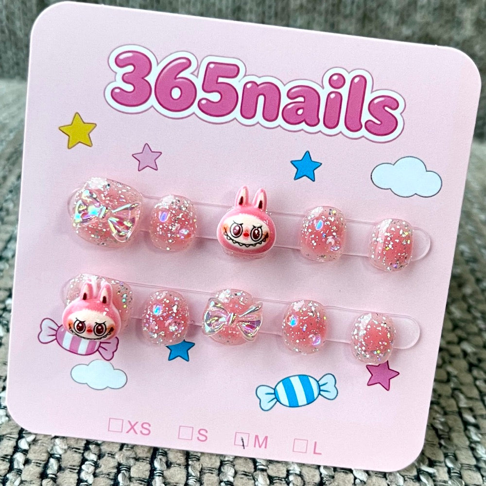 365nails: "Festa de Glitter da Coelhinha" – Unhas Curtas Artesanais com Personagem 3D