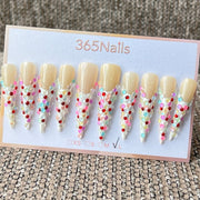 365nails: "Candy Rain" – 멀티 컬러 콘페티 & 진주 수제 스틸레토형 네일