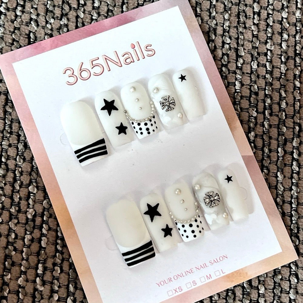 White Star Square - White Black Star Square Press-On Nails