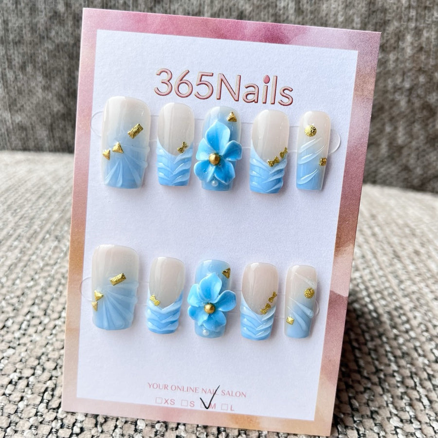 365nails: "하늘빛 바람" – 3D 꽃 장식 수제 스퀘어형 네일
