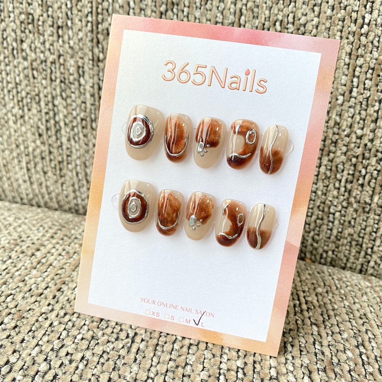 365nails: "Nude Brown Silver Abstract Line" – handmade press-on nail