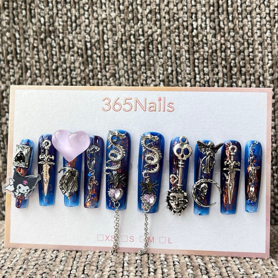 365nails 哥德風藍龍 Kuromi 手工製穿戴甲