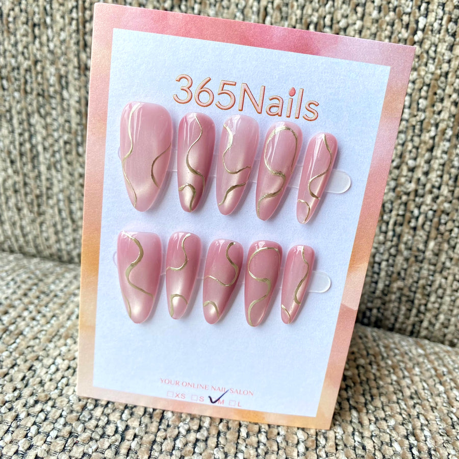 365nails: 블러쉬 골드 웨이브 — 핑크 & 골드 라인 수제 스틸레토형 네일
