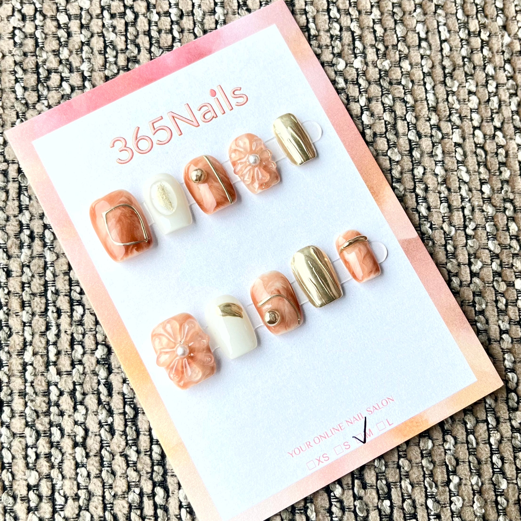 365nails 金色時光綻放 — 3D 立體花卉與箔片 手工製 短款方形穿戴甲