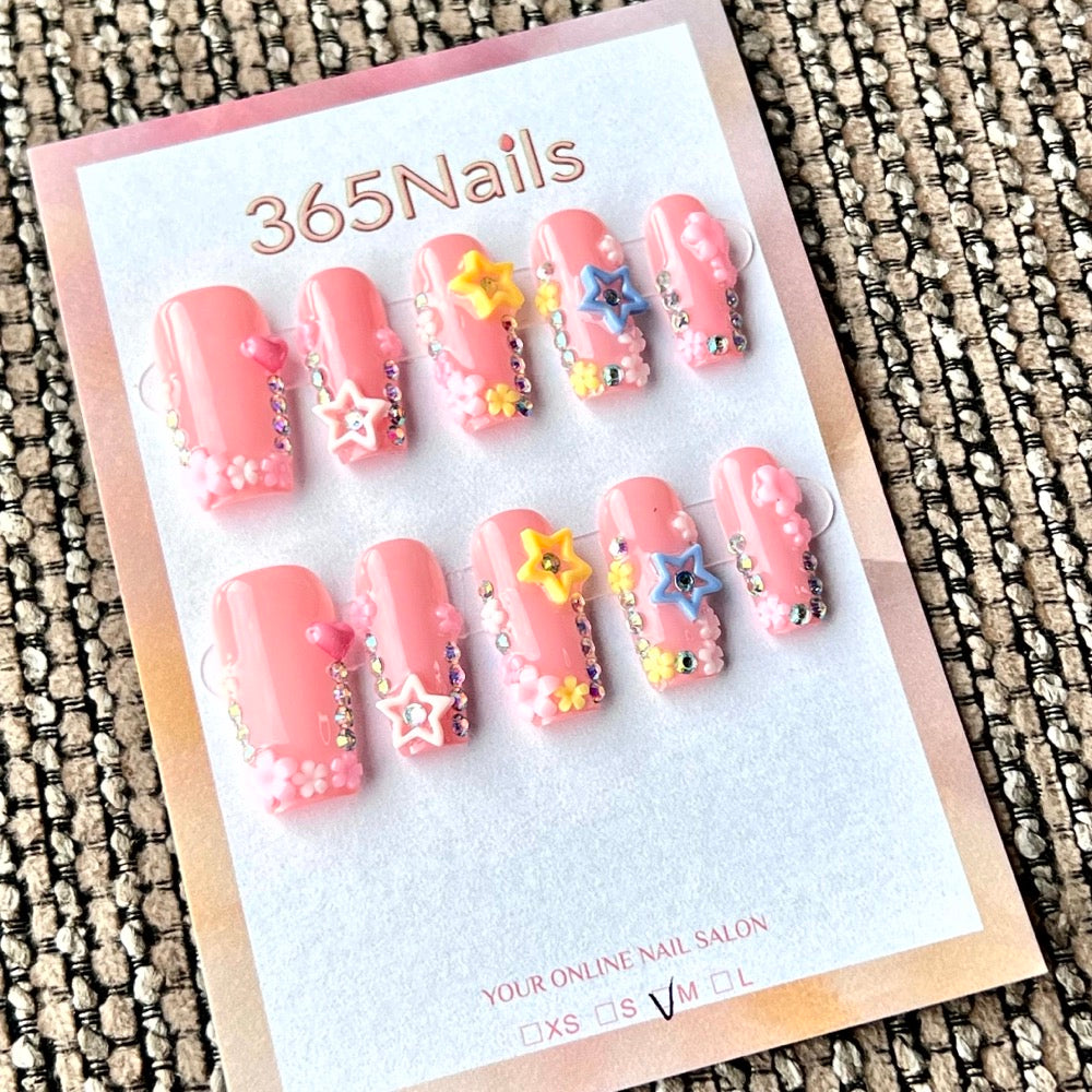« Étoile et cœur roses avec strass » — vente en gros — faux ongles ultra-doux, ajustement flexible, faits main (MOQ=100)