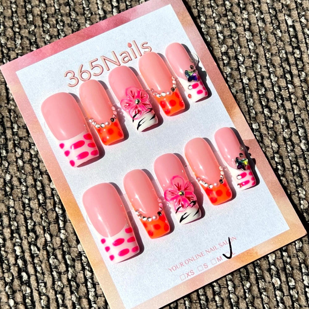 365nails: "Summer Splash" – 3D Floral & Checkered Handmade Square Nails
