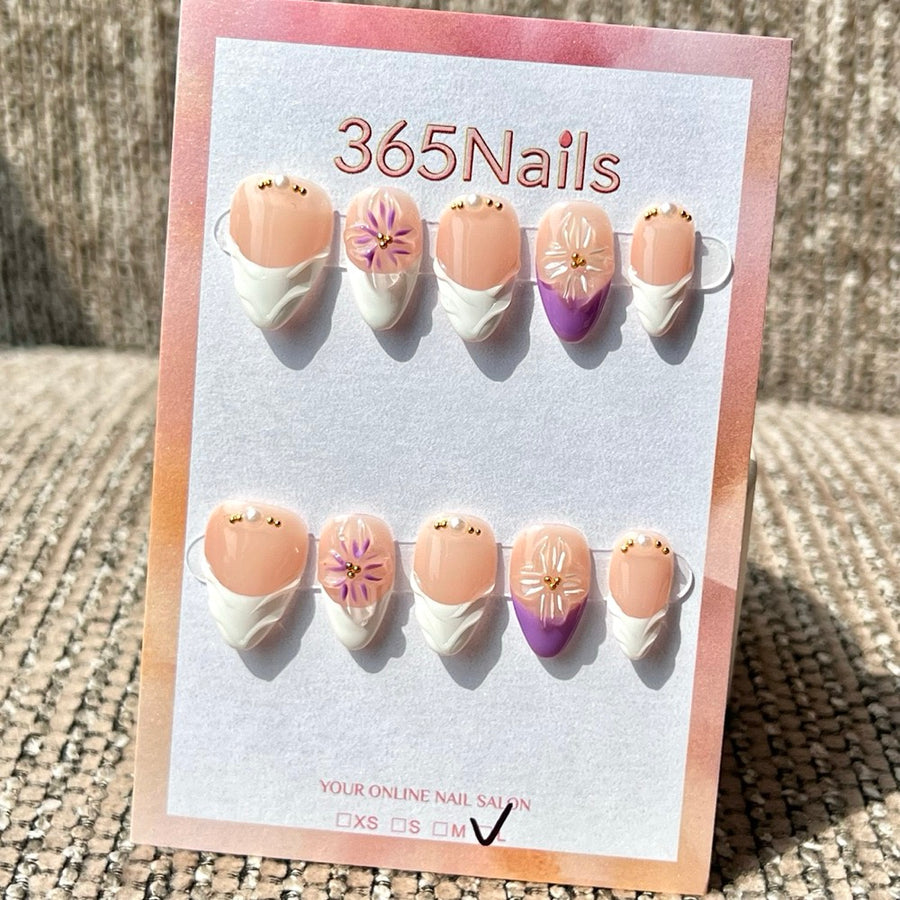 365nails: "Nude Purple Flower 3D Wave Mix" – Handmade Short Almond Press-On Nails