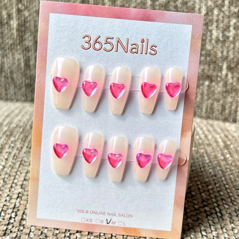 365nails 極光粉紅心 3D 立體心形 手工製 棺材形 穿戴甲