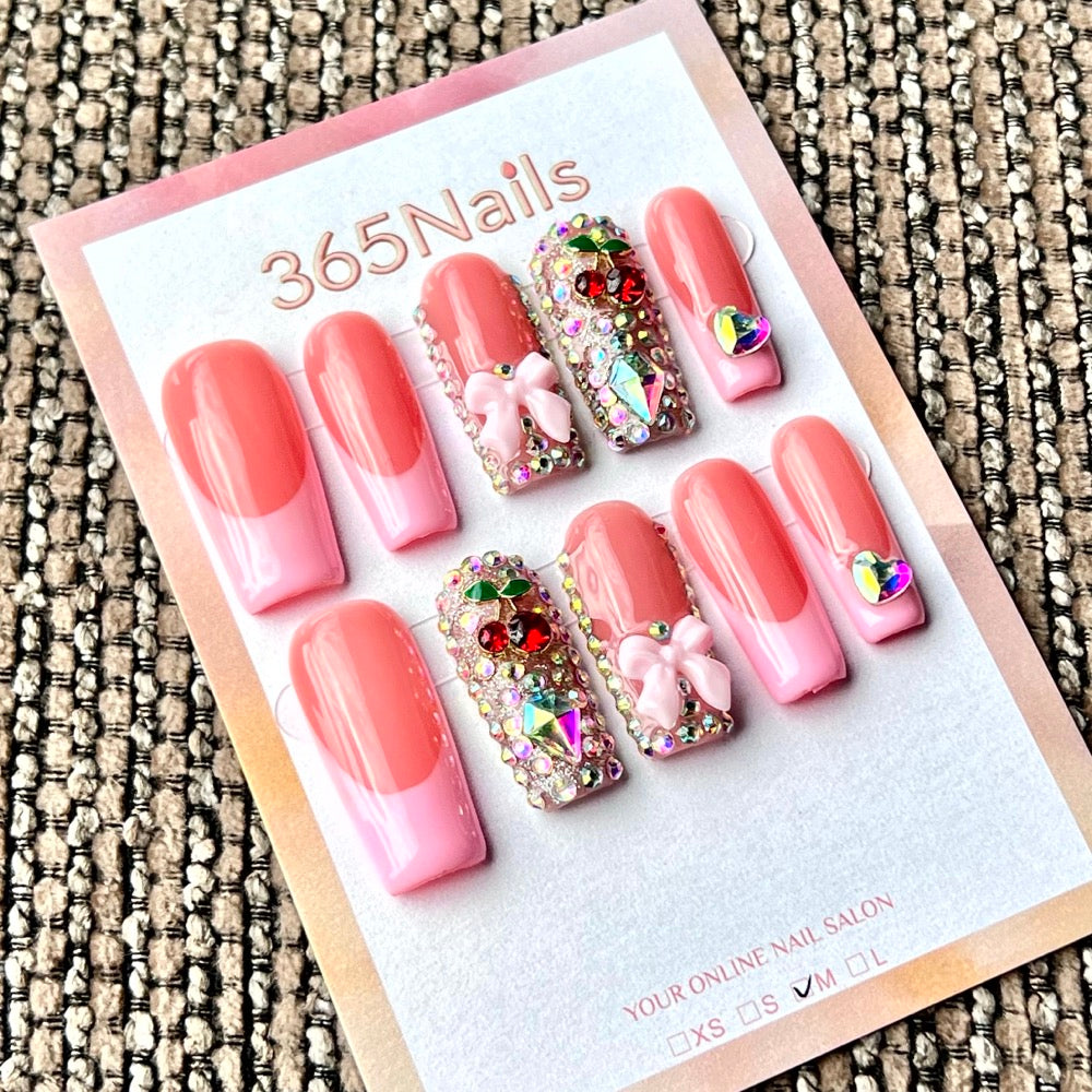365nails：胭脂櫻桃與蝴蝶結 — 手工製中長款方形穿戴甲