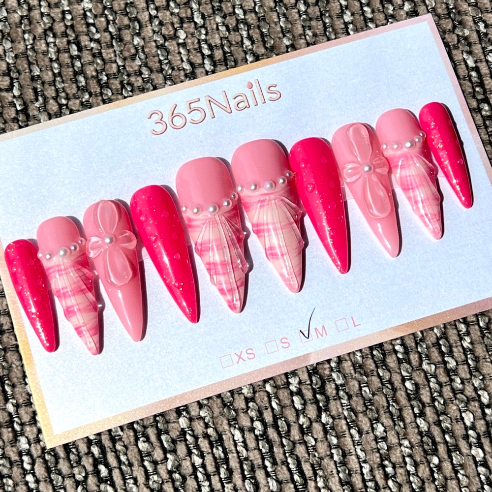 365nails: "Candy Plaid" – 3D 리본 & 글리터 수제 스틸레토형 네일