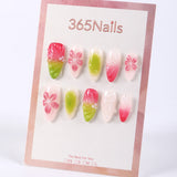 365Nails Uñas postizas color rosa baya y lima con efecto degradado, flores de pétalos esculpidos, detalles de perlas y cristales.