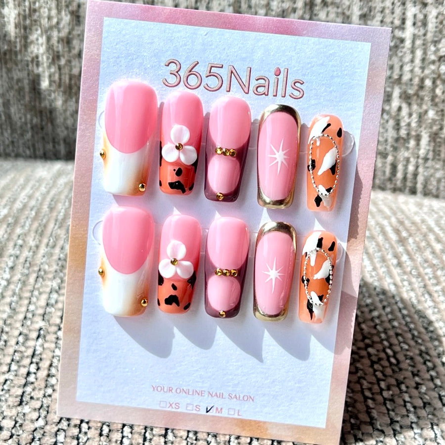 365nails: "Peach Cow Print & Starlight" – Handmade Medium Square Press-On Nails