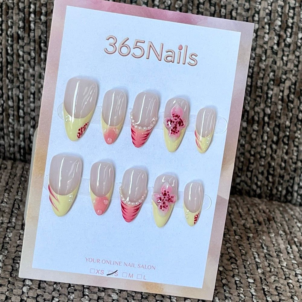 Lemon Fan Garden - Pastel 3D Floral Press-On Nails