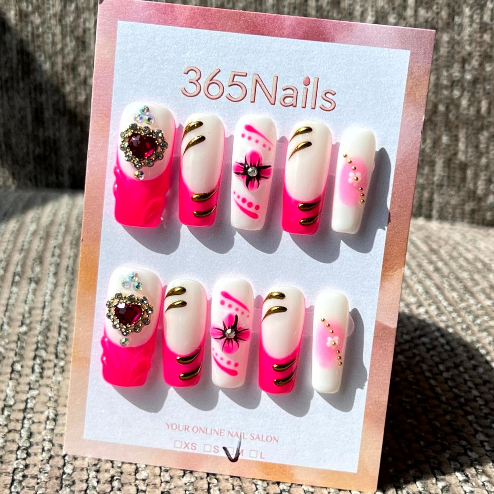 365nails: "Realeza Rosa Choque" – Unhas Postiças Cônicas com Coração de Joia 3D Feitas à Mão