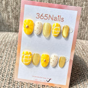 365nails: "Sunny Daisy Grid" – Unhas Postiças Curtas Ovais com Flores 3D Feitas à Mão