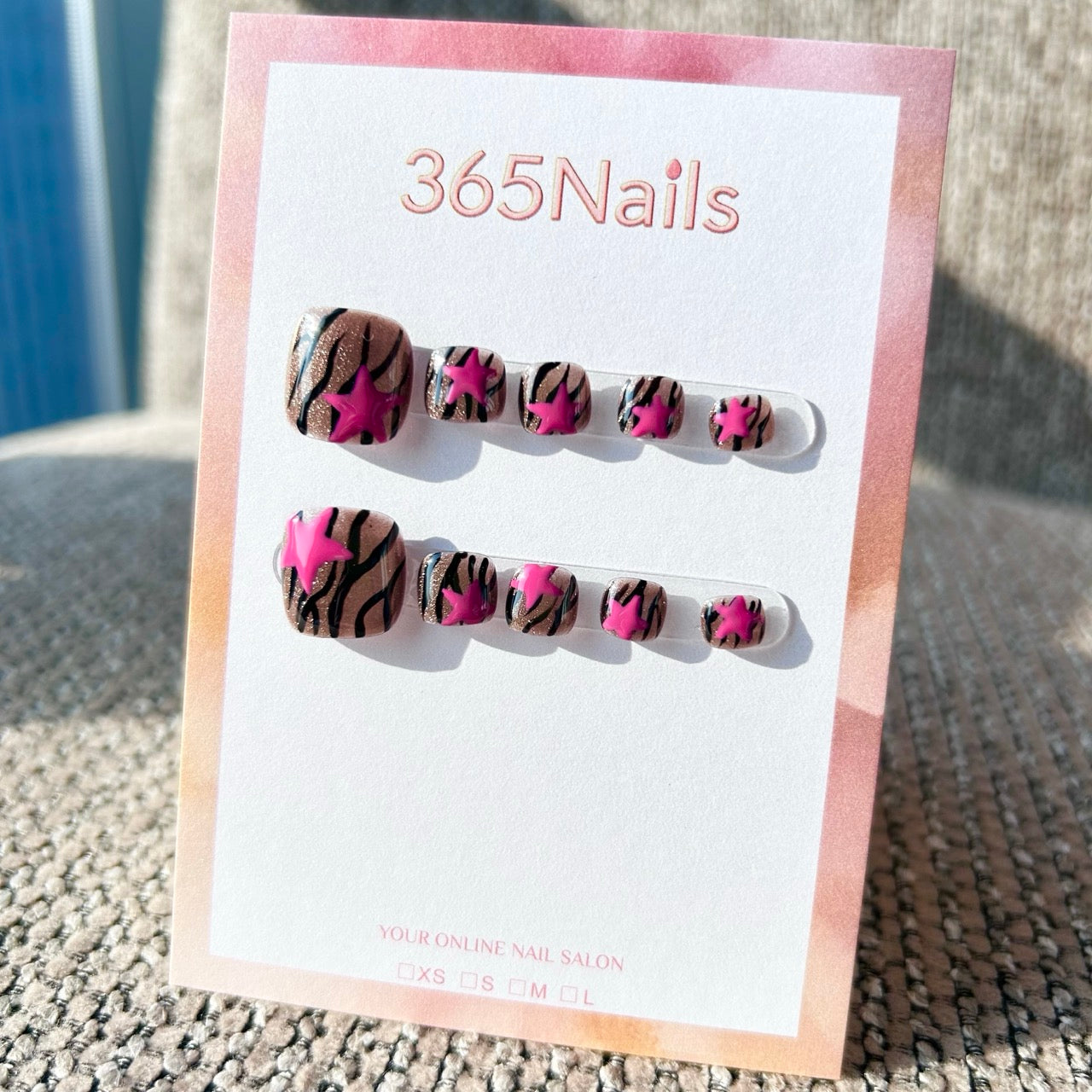 365nails: 彩虹水晶鋪鑲 – 手工製足部穿戴甲