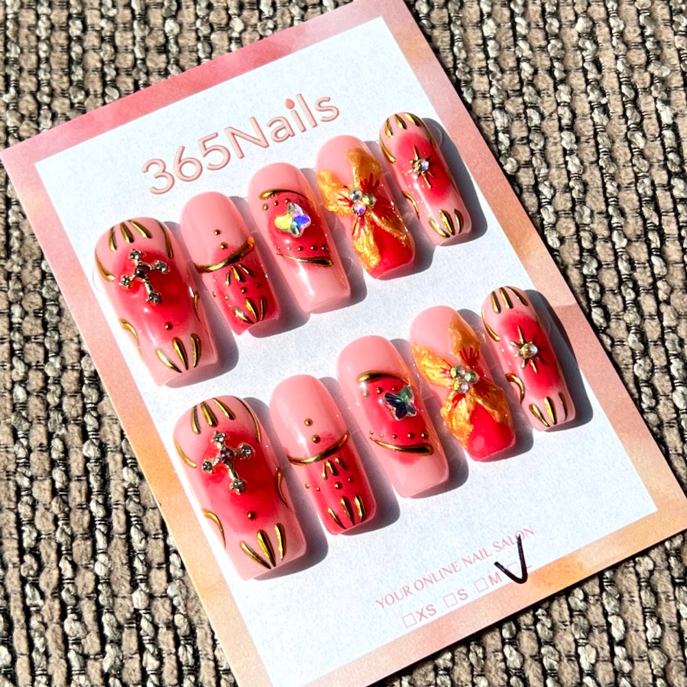 365nails: "Royal Bloom" – 3D Gold Leaf & Crystal Handmade Short Almond Nails