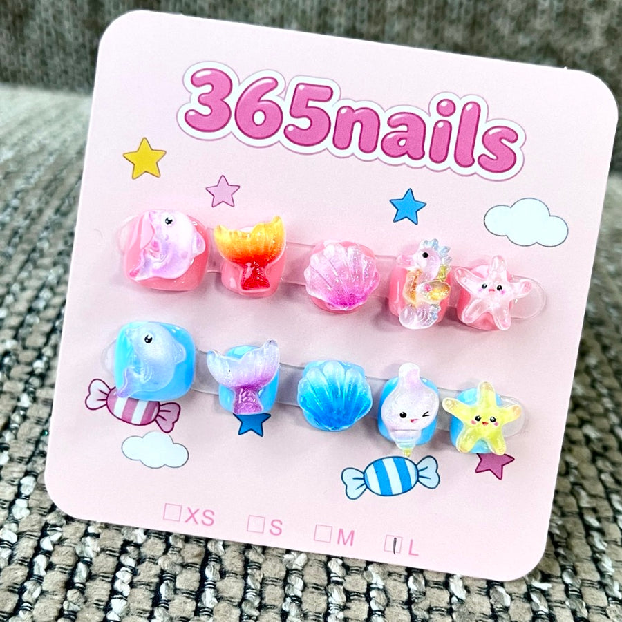 365nails: "Rêves d'étoiles" – ongles press-on courts forme carrée, fait main, animal 3D et motifs célestes
