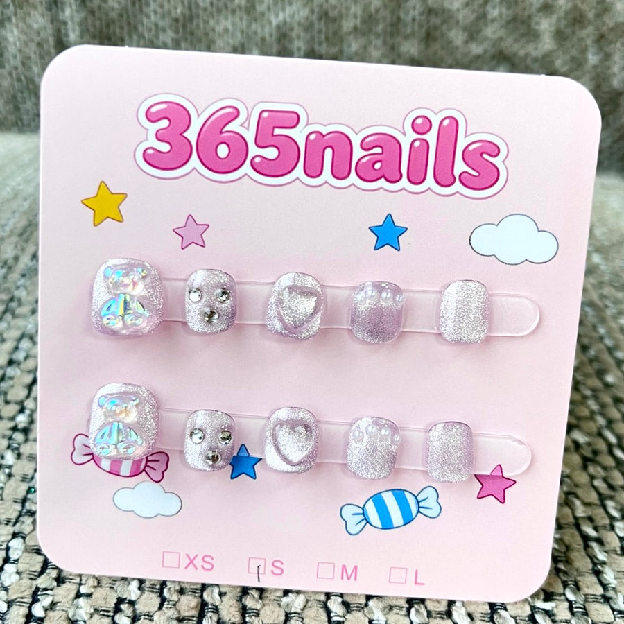 365nails: "Silver Dream" – 3D Charm Handmade Short Square Nails