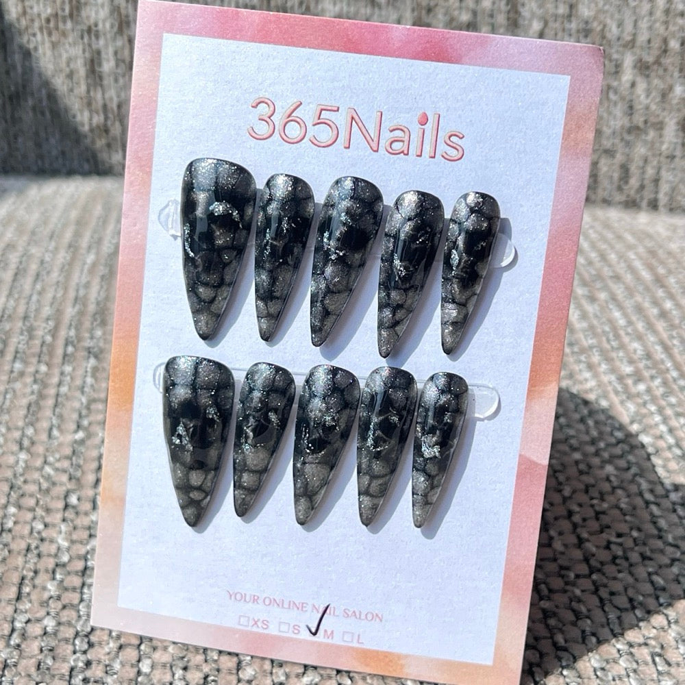 365nails: "Metallic Snake Scale" – Stiletto Handmade Press-On Nails