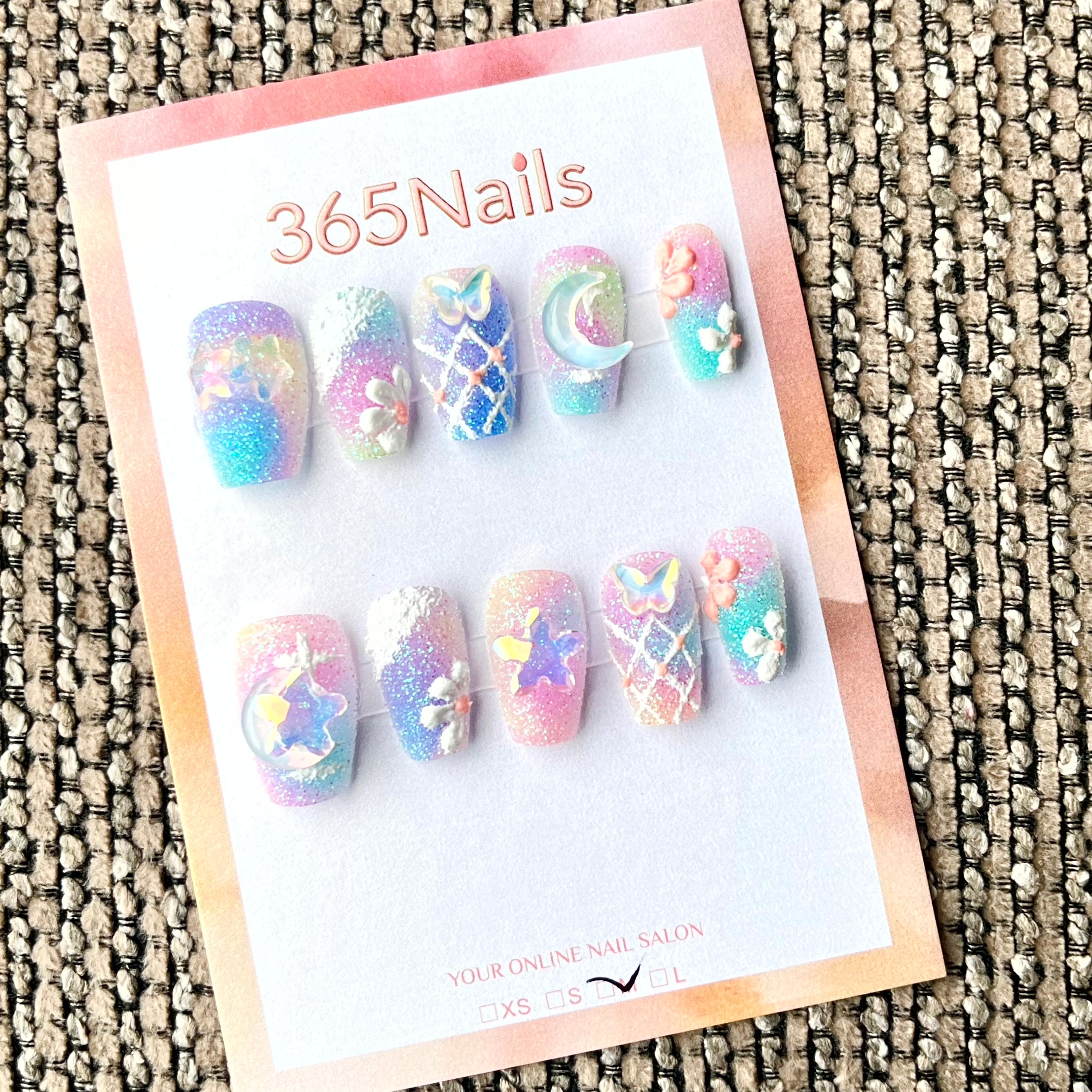 365nails: "Celestial Dreams" – 무지갯빛 3D 참 수제 코핀형 네일
