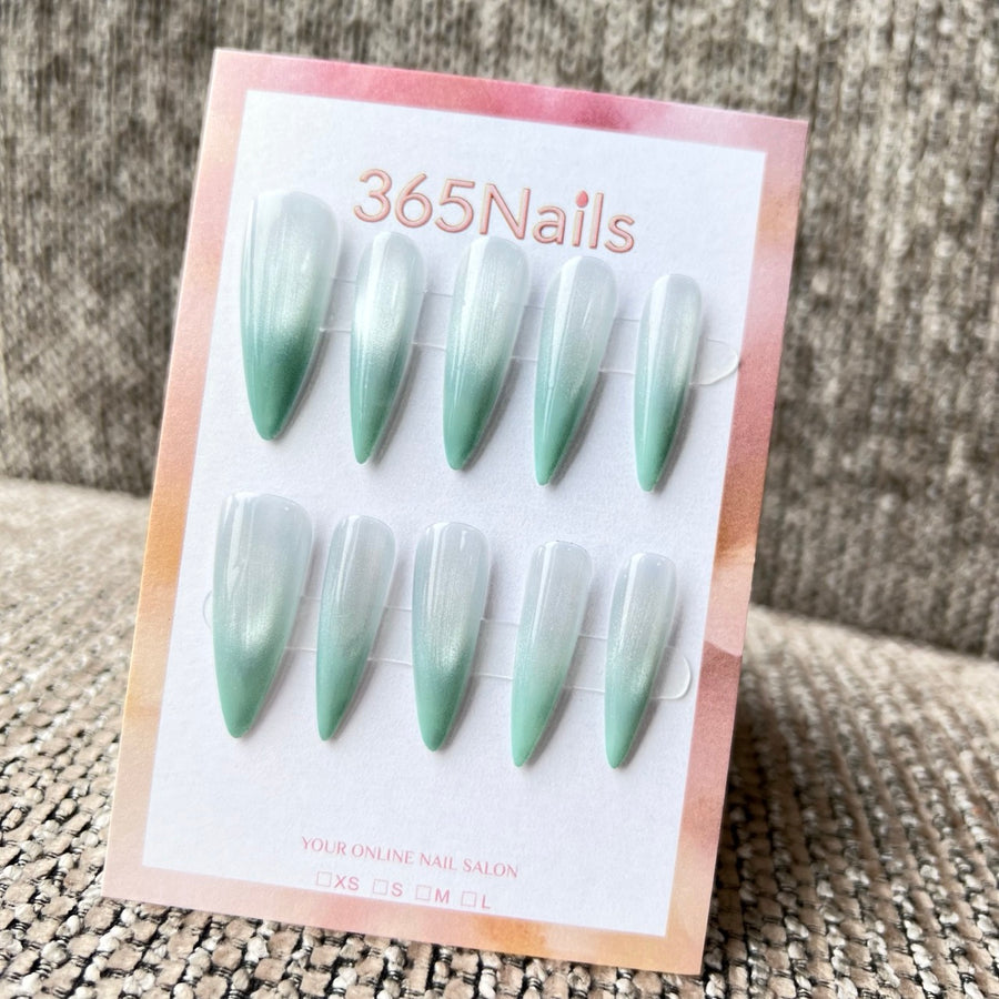 365Nails: "Mint Starlight Gradient" – handmade press-on nails (Fresh Elegant/Futuristic Tech)