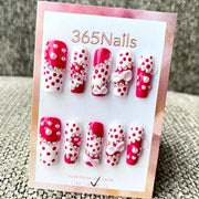 365nails : "Coup de cœur coquette" – Ongles coffin faits main avec nœud 3D