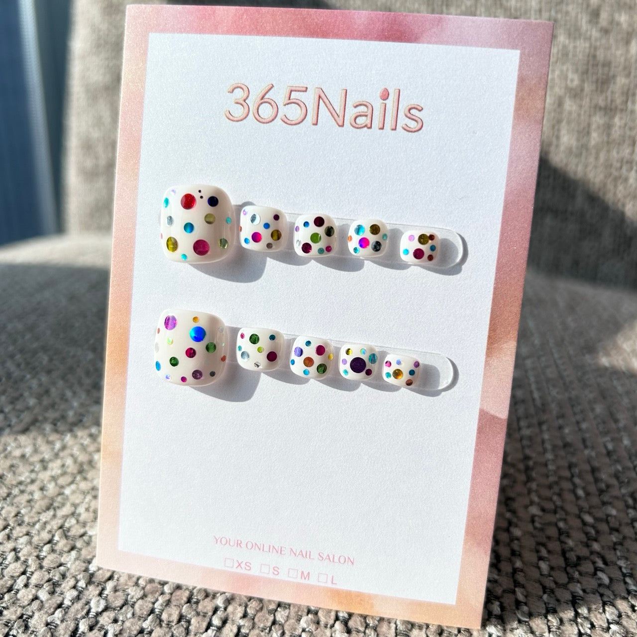 365nails: "confetti pop dots" – handmade press-on pedicure
