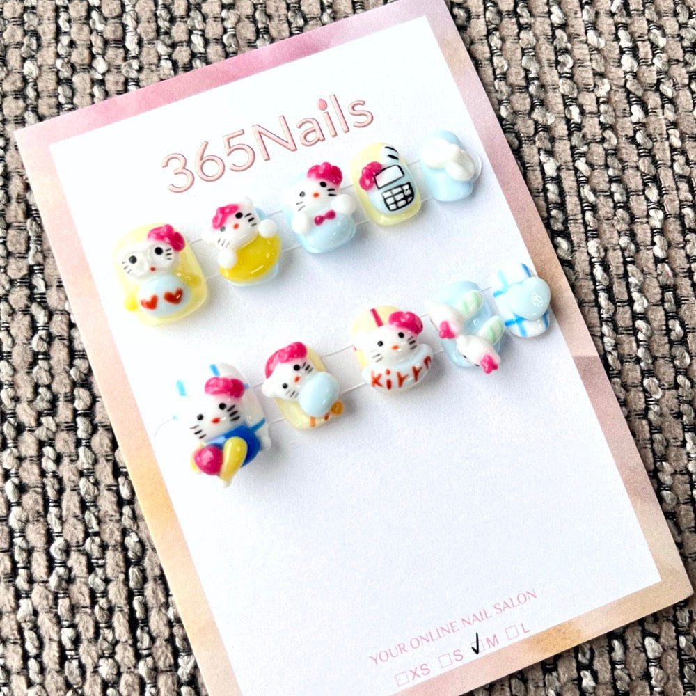 365nails: "Kitty's Picnic" – 3D Hello Kitty Short Square Nails