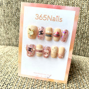 Luxury Logo 365nails：「粉色菱格奢華」— 3D 兔子與珍珠鍊手工製方圓形甲