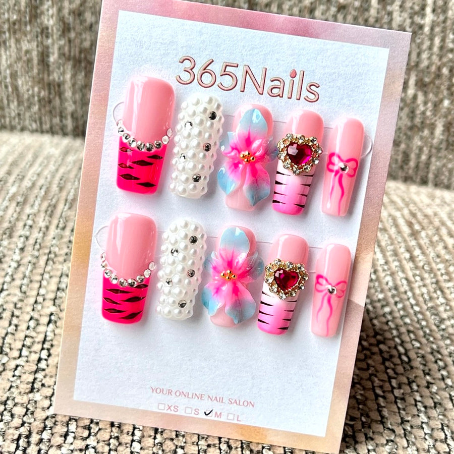 365nails: "Pink Orchid & Pearl" – Handmade Medium Square Press-On Nails