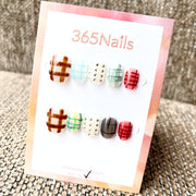 365nails: 프레피 체크 – 핸드페인팅 체크무늬 숏 스퀘어형 네일