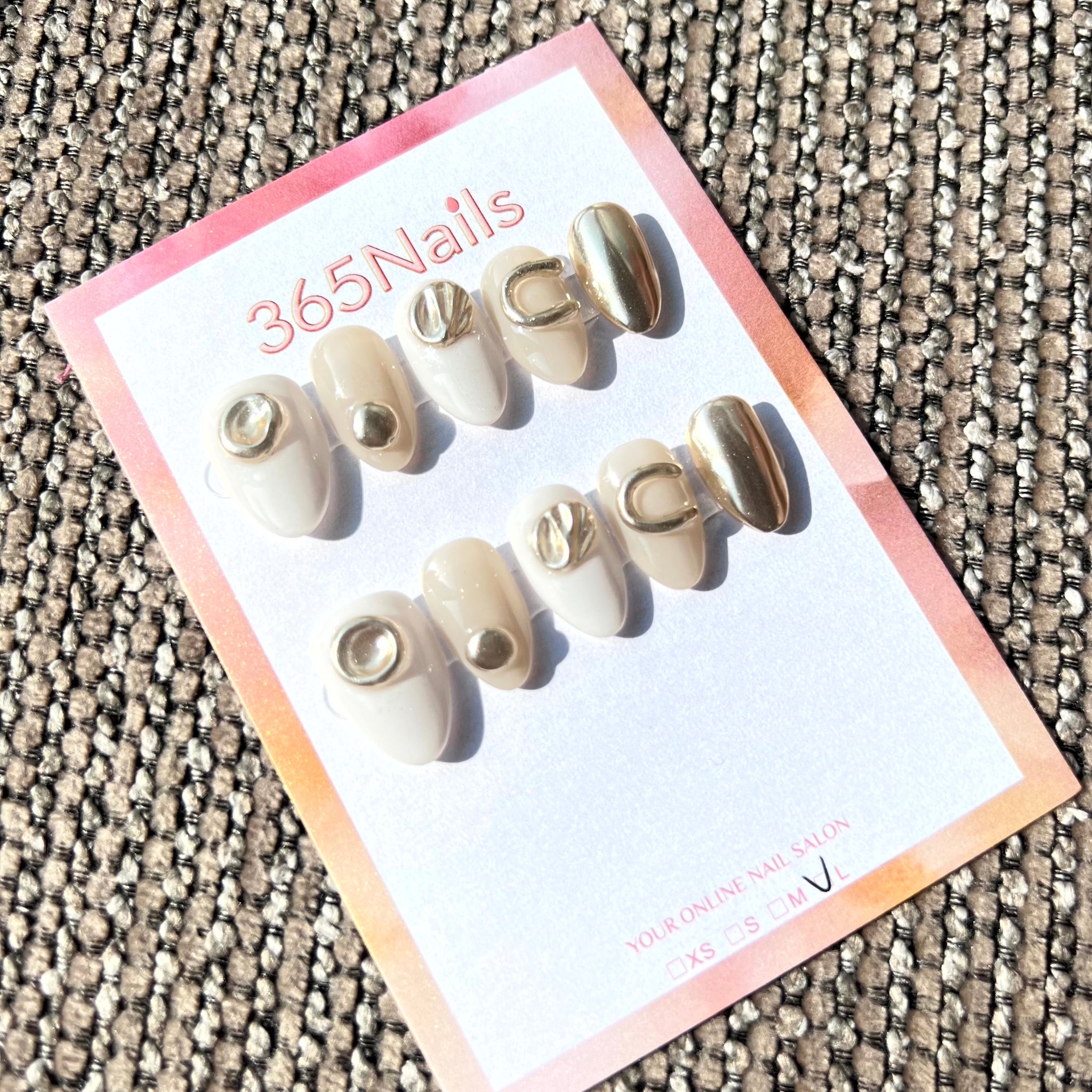 365nails: "Molten Pearl" – 3D Abstract Gold & Milky White Handmade Almond Nails