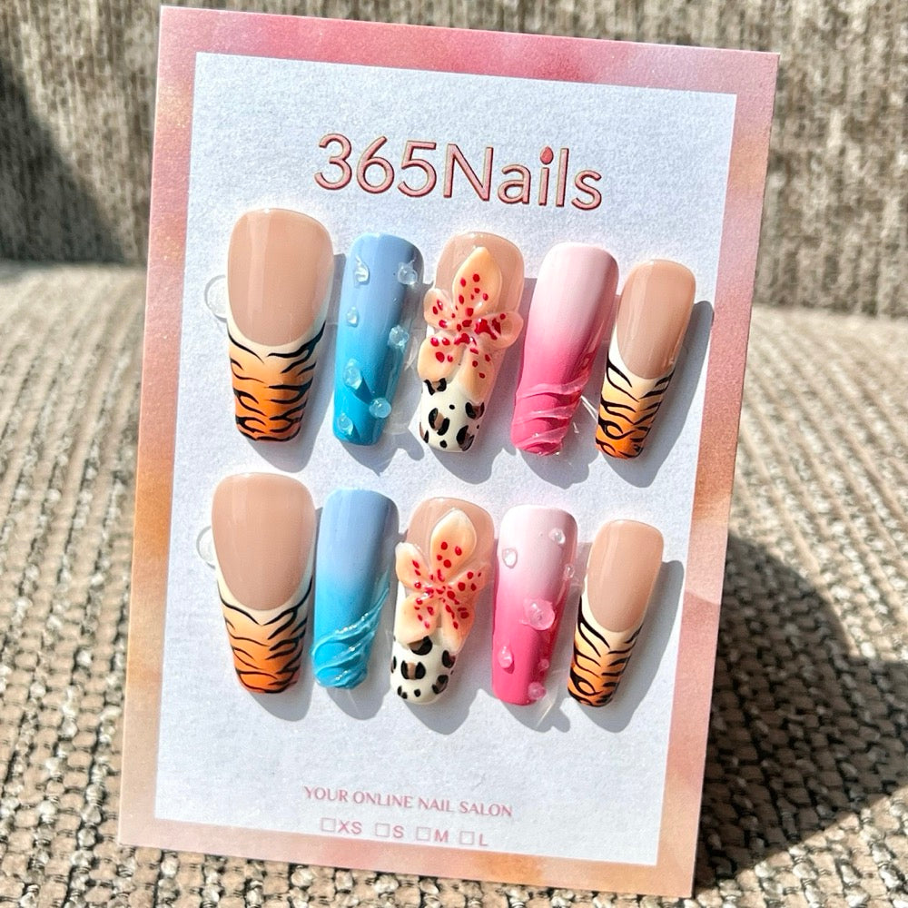 365nails: "Floraison Safari Tropical" – Ongles forme coffin fait main multicolores à fleurs 3D et imprimé animalier