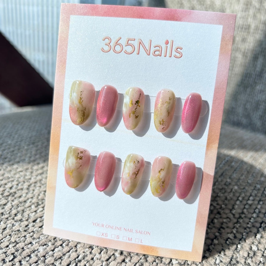 Ethereal Ink: Jardin de Printemps – marbré rose et vert sauge avec œil-de-chat rose et feuille d'or — ongles press-on forme ovale