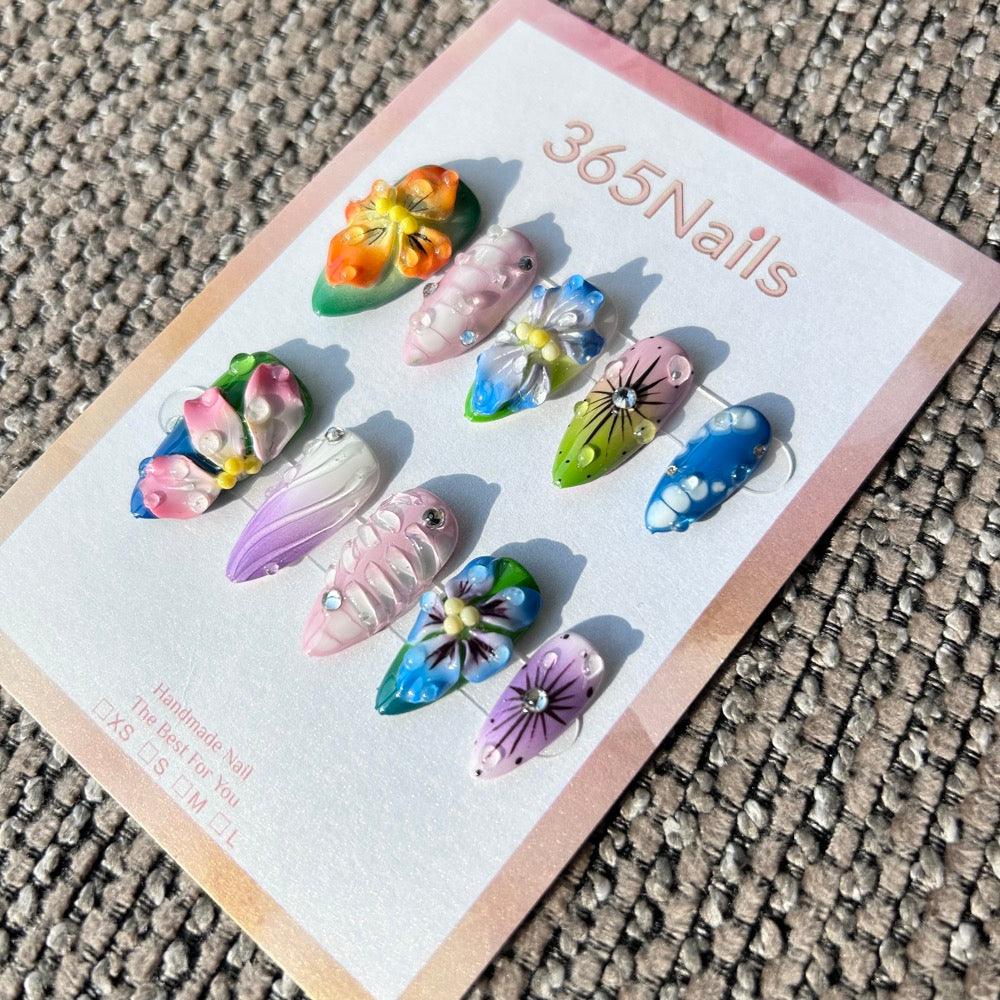 Unhas Postiças Artesanais 3D Florais Tropicais Y2K | Efeito Aura Estrelado e Textura Canelada | Stiletto Curto