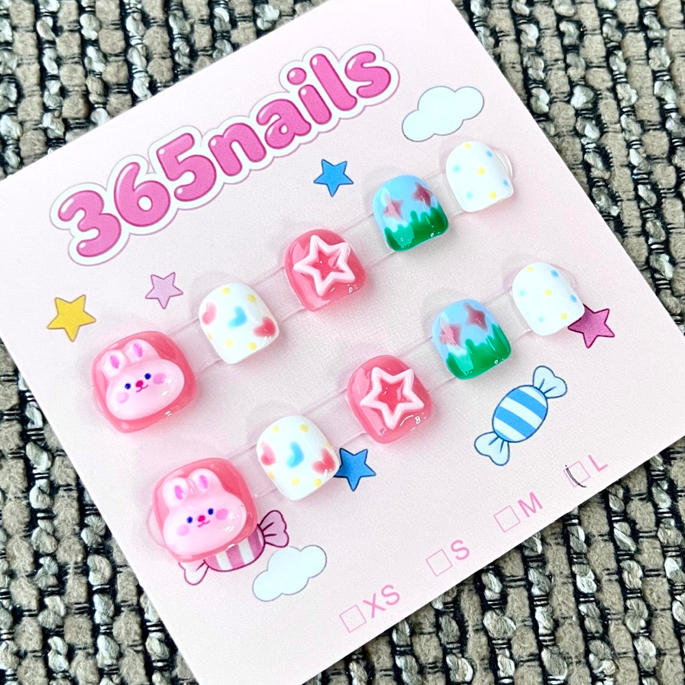 365nails: "Sonhos de Candy Land" – Personagem Pastel 3D e Estrelas Unhas Postiças Quadradas Curtas Feitas à Mão