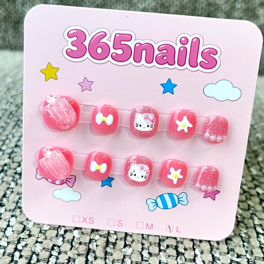 365nails: "Kitty Sparkle" – 3D Character & Glitter Handmade Short Square Nails