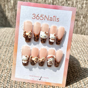 365nails: 레오파드 헬로키티 프렌치 – 3D 키티 & 리본 수제 코핀형 네일