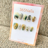 365nails: "Green Gold Abstract 3D Gemstone Pearl" – handmade press-on nail
