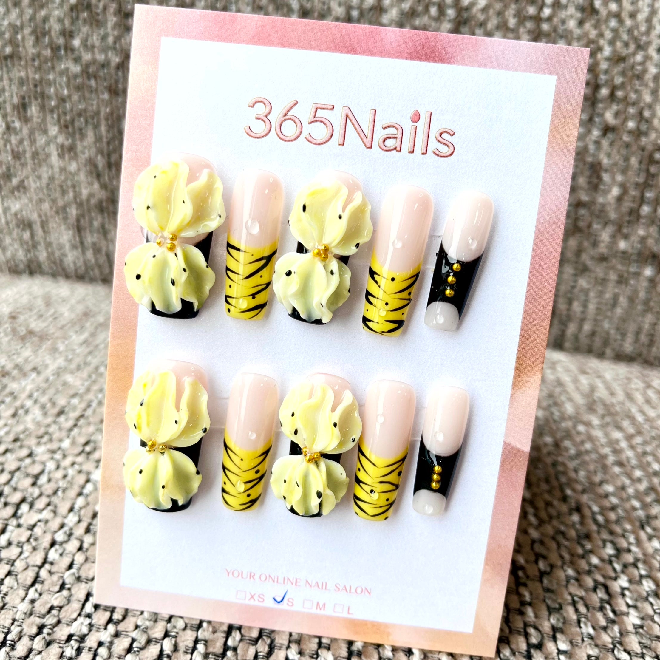 Wild Bloom: "Tiger Lily" – Long Coffin Press-on Nails