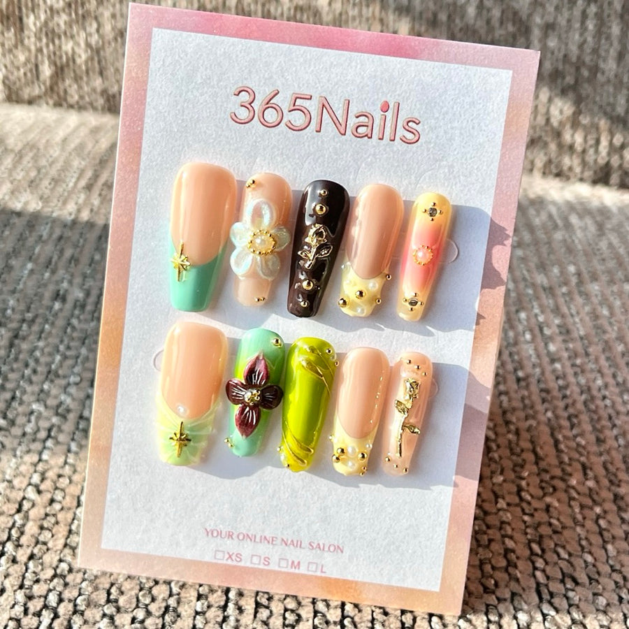 365nails: "Spring Floral Gold" – Handmade Medium Square Press-On Nails