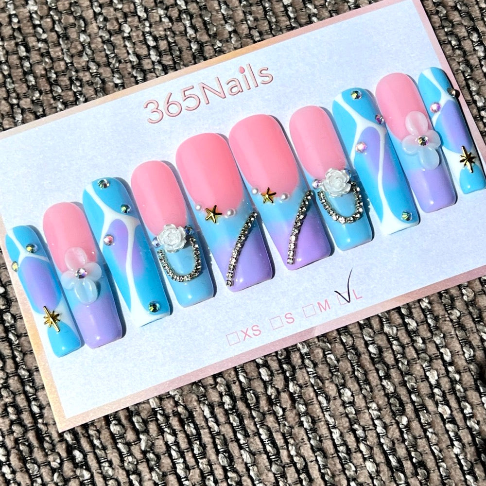 365nails: 천상의 꿈 – 3D 꽃 장식 & 체인 장식 수제 롱 코핀형 프레스온 네일
