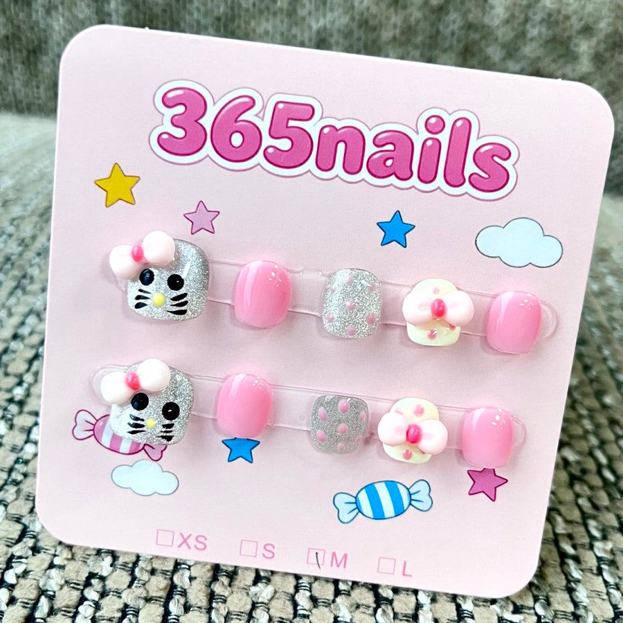 365nails: "Kitty Sparkle" – 3D Character Handmade Short Square Nails