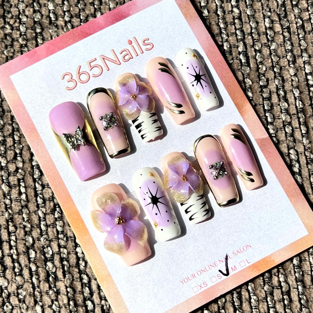 365nails — Rêves lavande — ongles forme amande fait main 3D floraux et effet chrome
