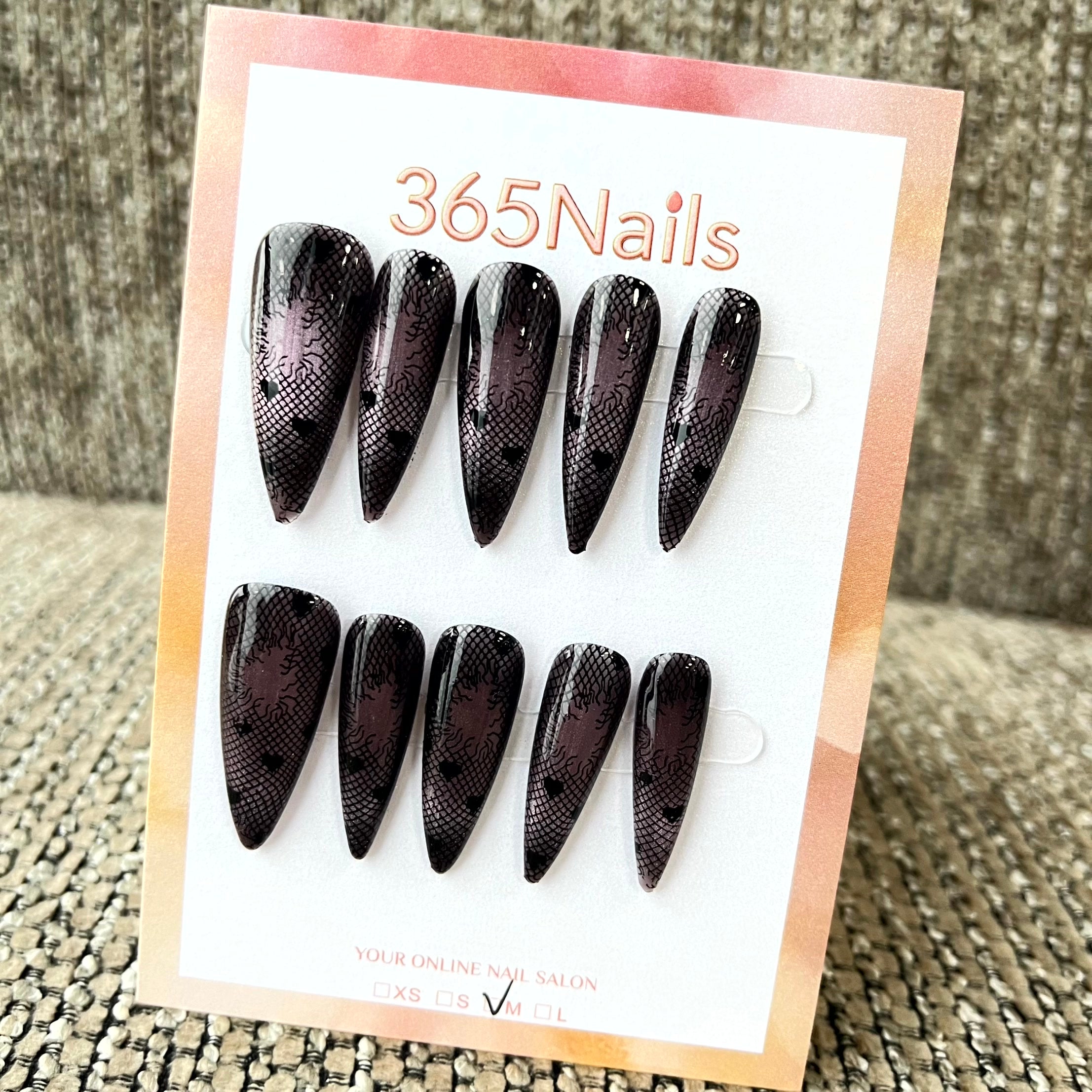 Gothic Noir: "Lace Veil" – Long Stiletto Press-on Nails