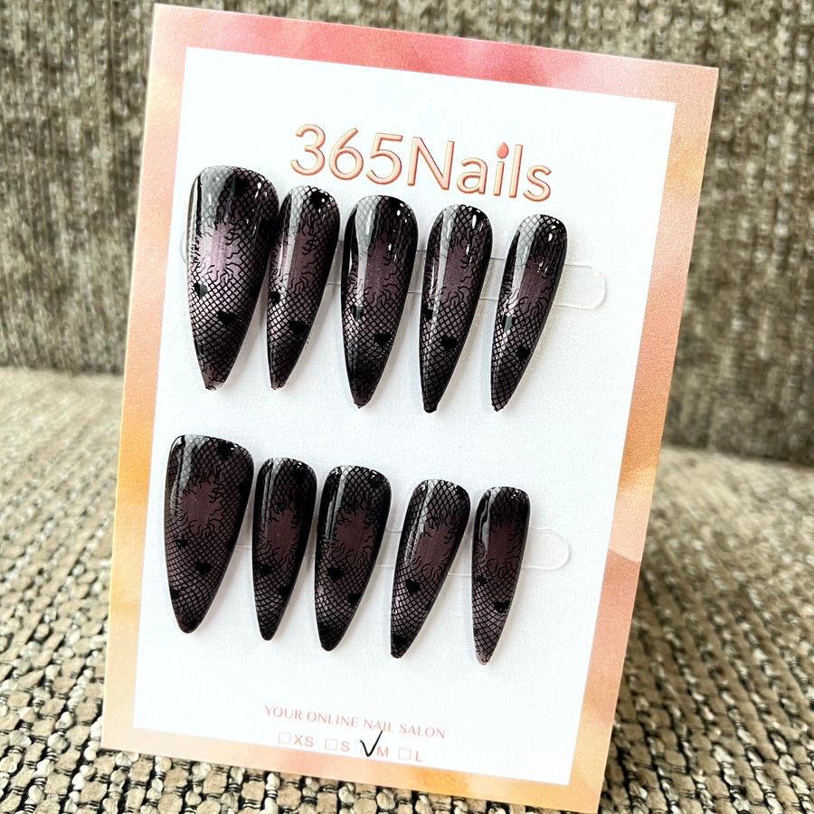 Gothic Noir: "Lace Veil" – Long Stiletto Press-on Nails