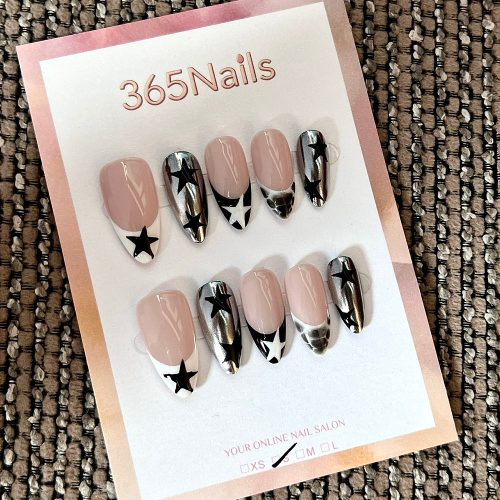 Noir Star - Black Silver French Press-On Nails