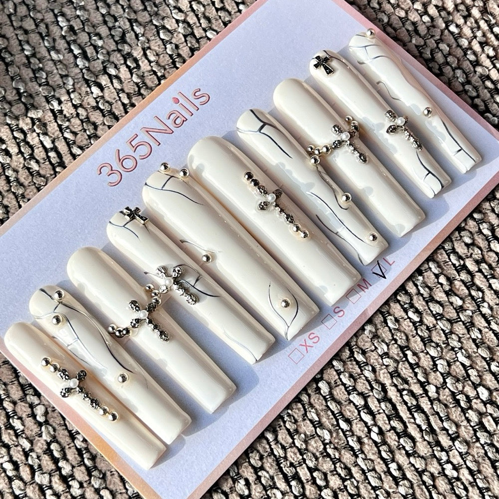 365nails: "Milk White Cross Crack Long" – Handmade Long Trapezoid Press-On Nails